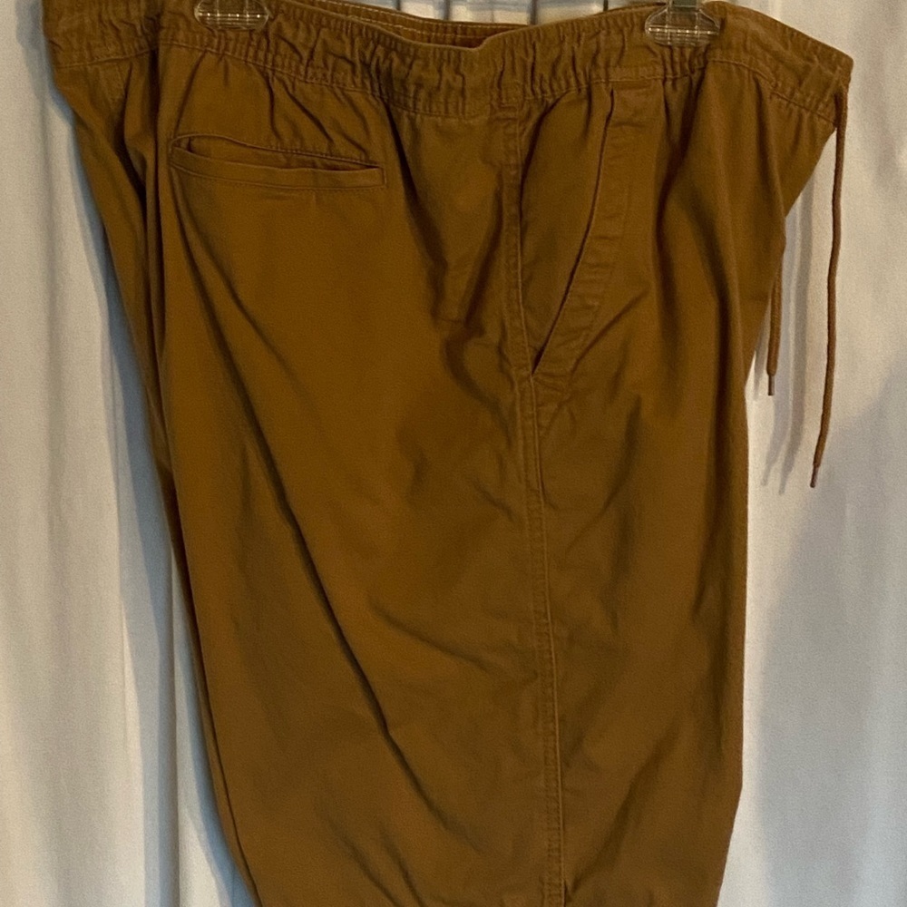 URBAN Pipeline Size-XL Rusty Brown Elastic Waist Light Weight Shorts-Barely Used - Picture 2 of 13